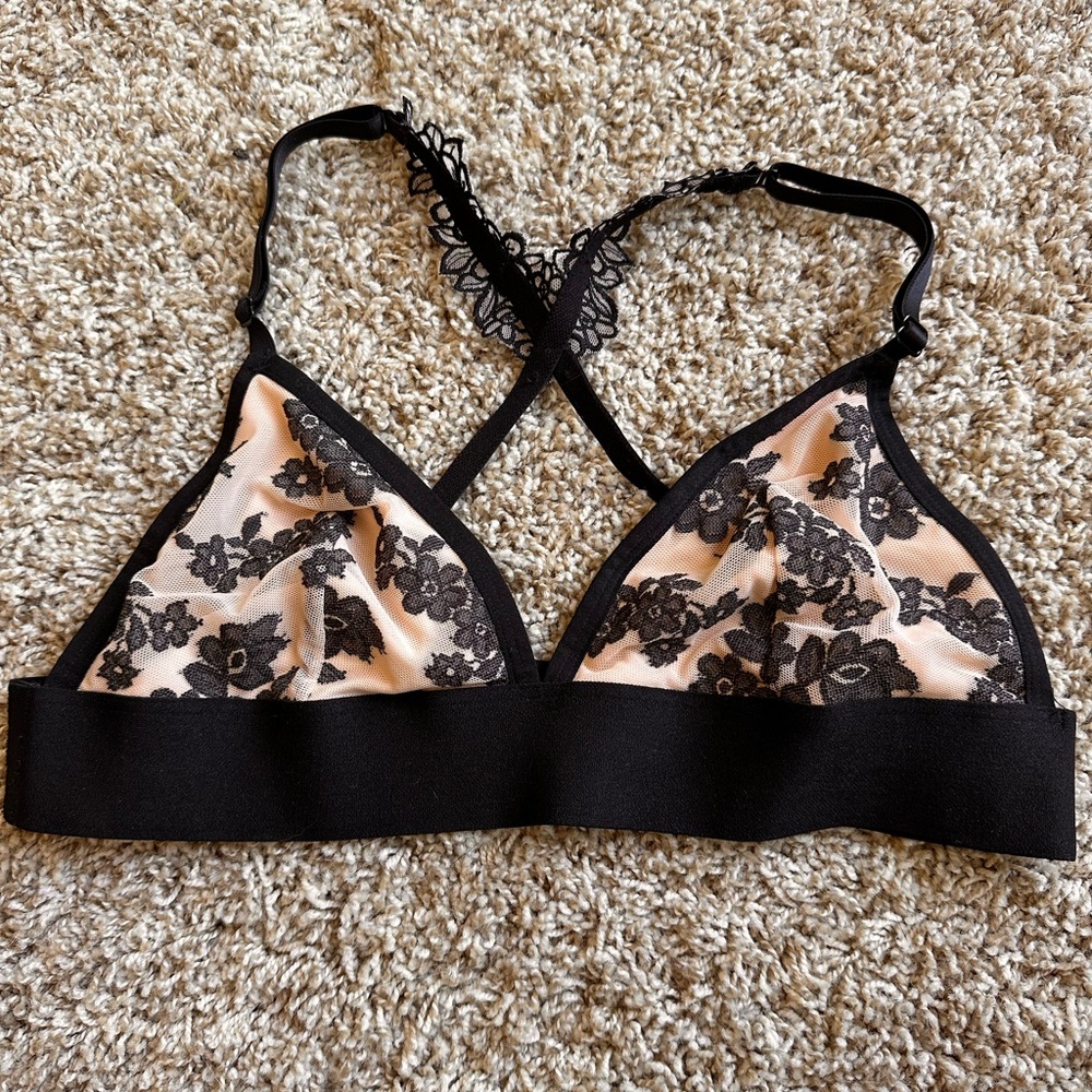 Victoria’s Secret PINK lace bralette size LARGE